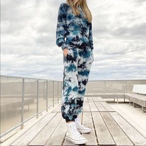 Wild Fable Vintage Tie Dye Sweatpants &Long Sleeve